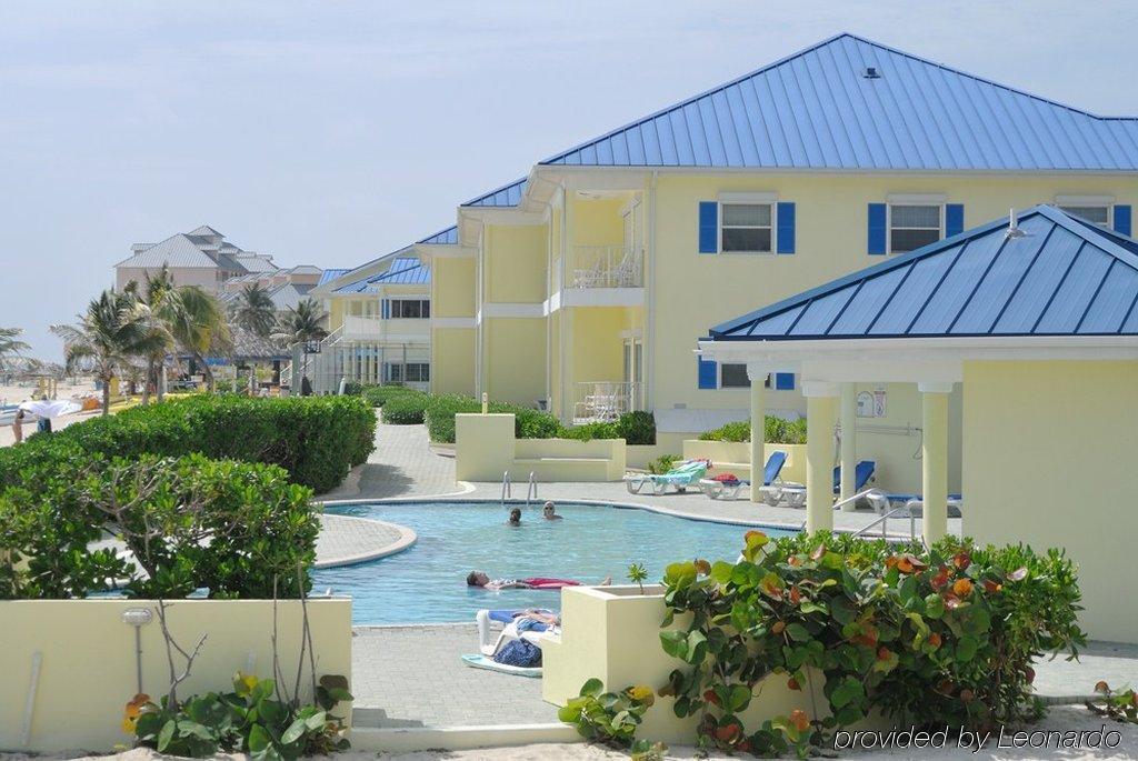 Castaways Cayman Beach Resort North Side Exterior photo